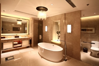 上海豪华套房浴室